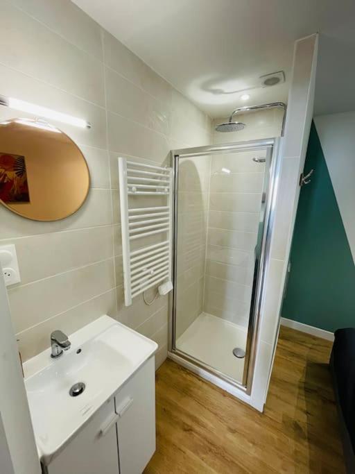 Le Belloc- Suberbe Appartement T1 Bis - Au Calme - Terrasse - Vue Jardin Agen Eksteriør billede