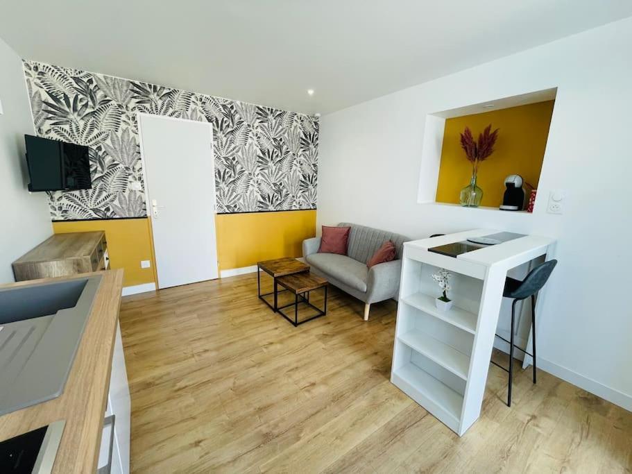 Le Belloc- Suberbe Appartement T1 Bis - Au Calme - Terrasse - Vue Jardin Agen Eksteriør billede